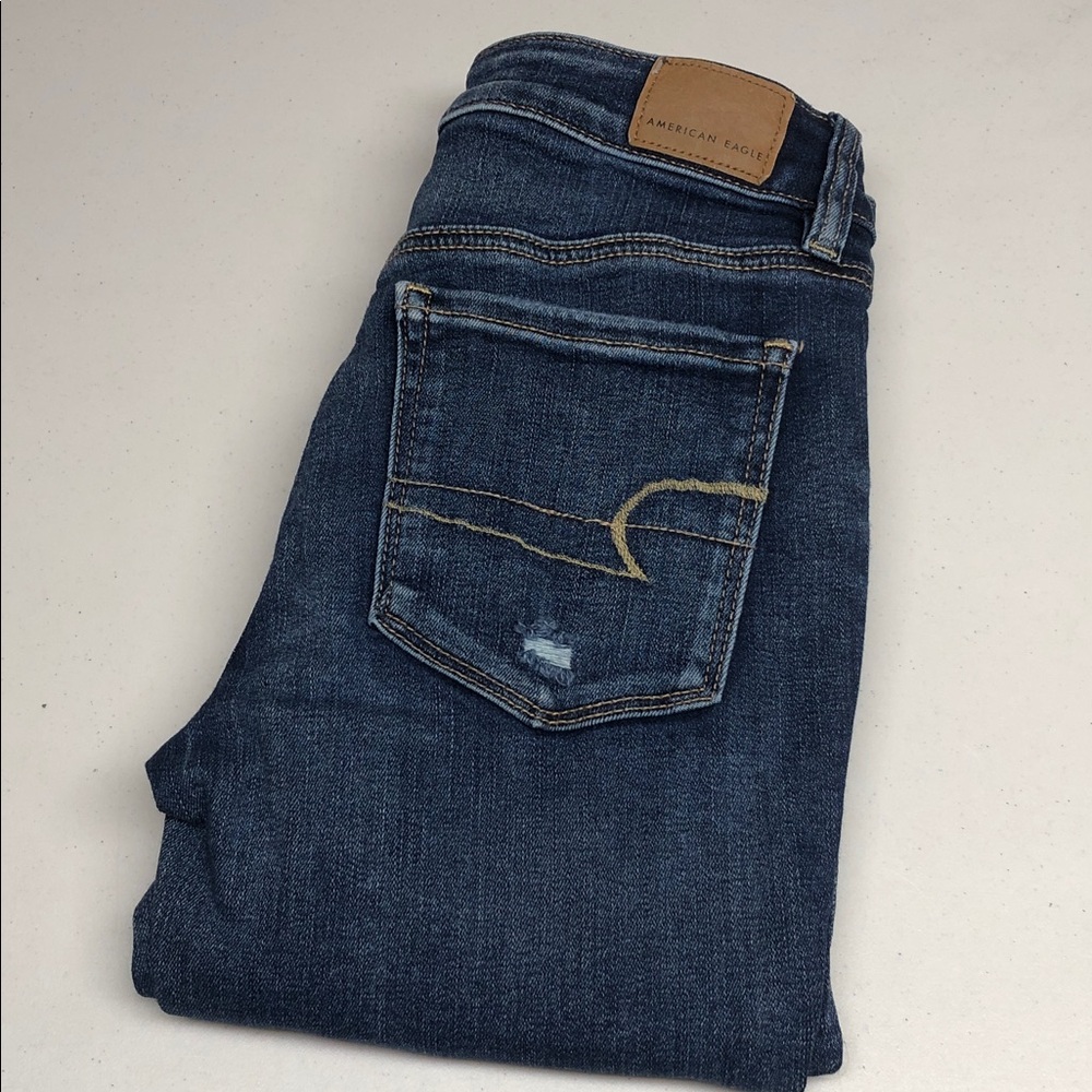 AMERICAN EAGLE DISTRESS HI-RISE JEGGING JEANS 2/26x29 ⭐️